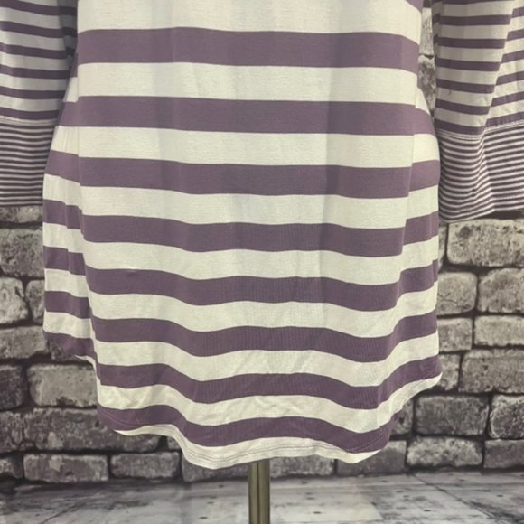 Chico's Purple & White Striped 3/4 Sleeve Tee Size Small - Picture 7 of 9
